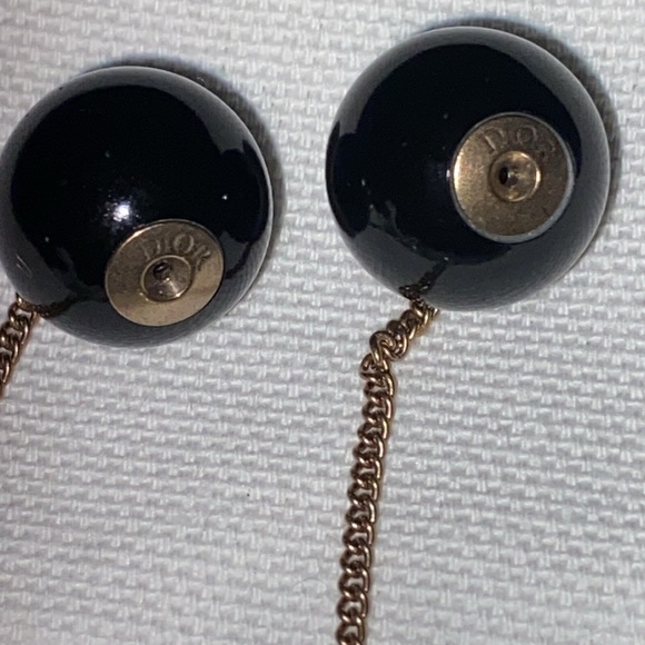 Dior Tribales Earrings Bronze-Finish Metal with White and Black Resin Pearls - Picture 7 of 12